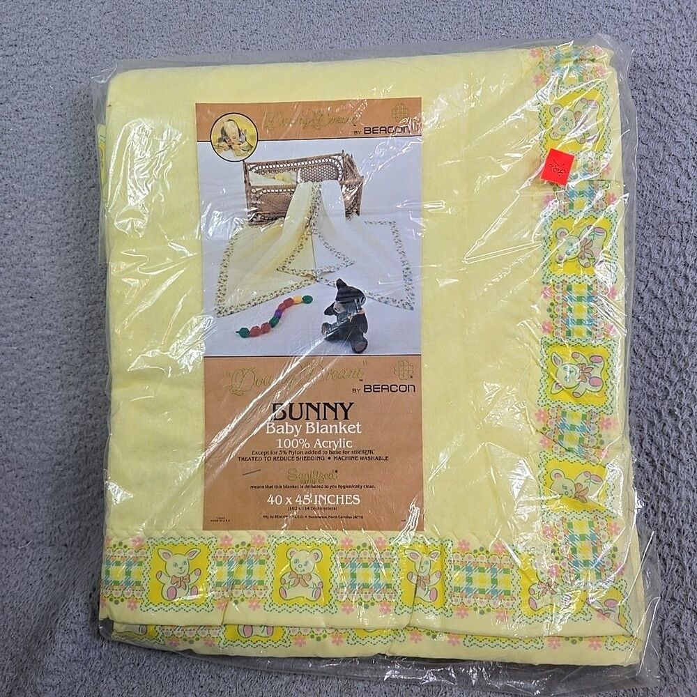 Vintage 80s Baby Blanket Beacon Bunny Teddy Bear Floral Yellow USA 40" x 45" New